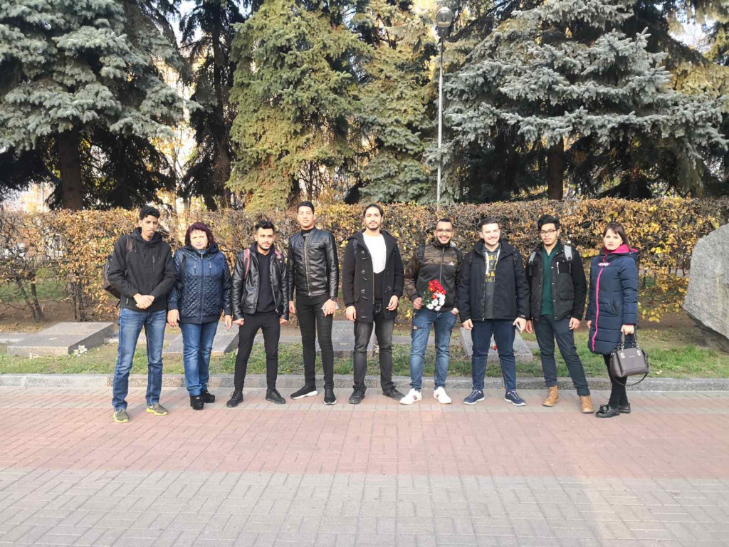ДЕНЬ ЗВІЛЬНЕННЯ УКРАЇНИ ВІД НАЦИСТСЬКИХ ЗАГАРБНИКІВ