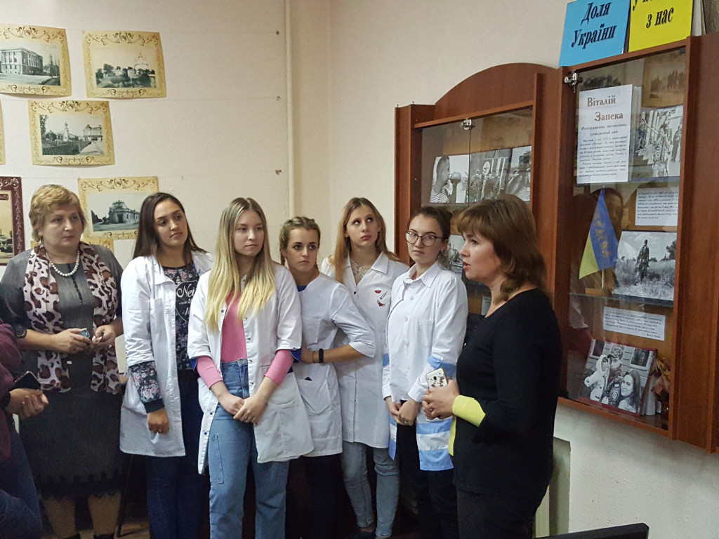 До Дня захисника України