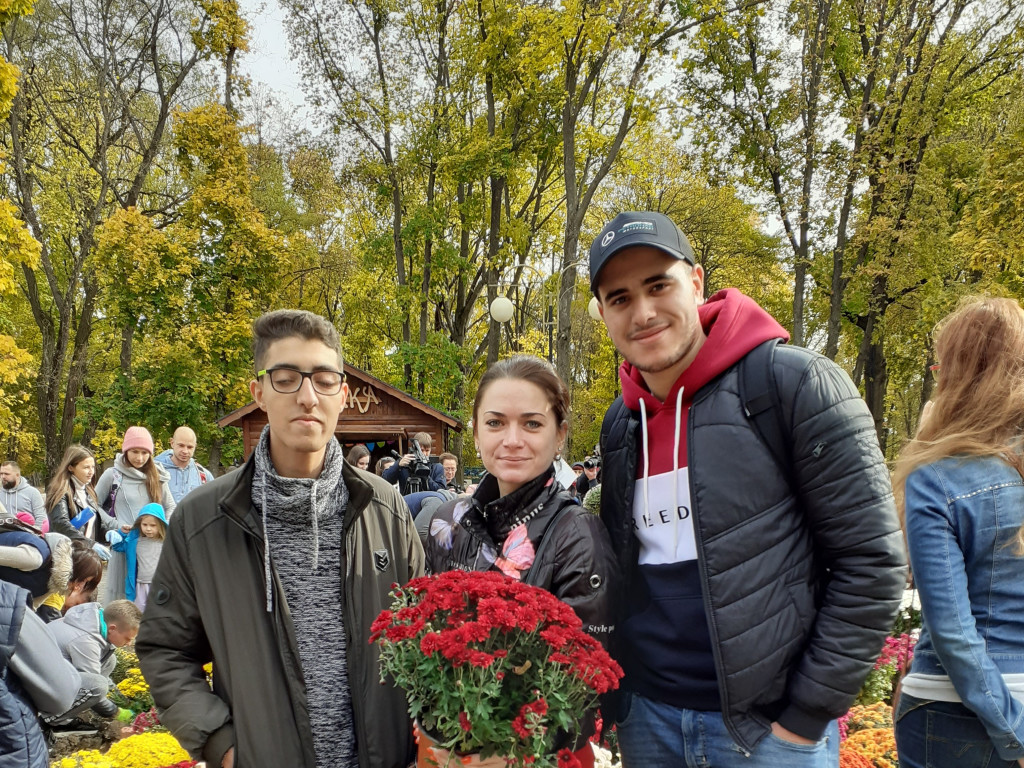 Хризантема своєю красою давно підкорила світ...
