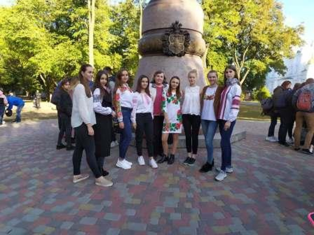 Студенти 1 групи 1 курсу стоматологічного факультету УМСА  долучилися до щорічної ходи «Полтава вишивана».
