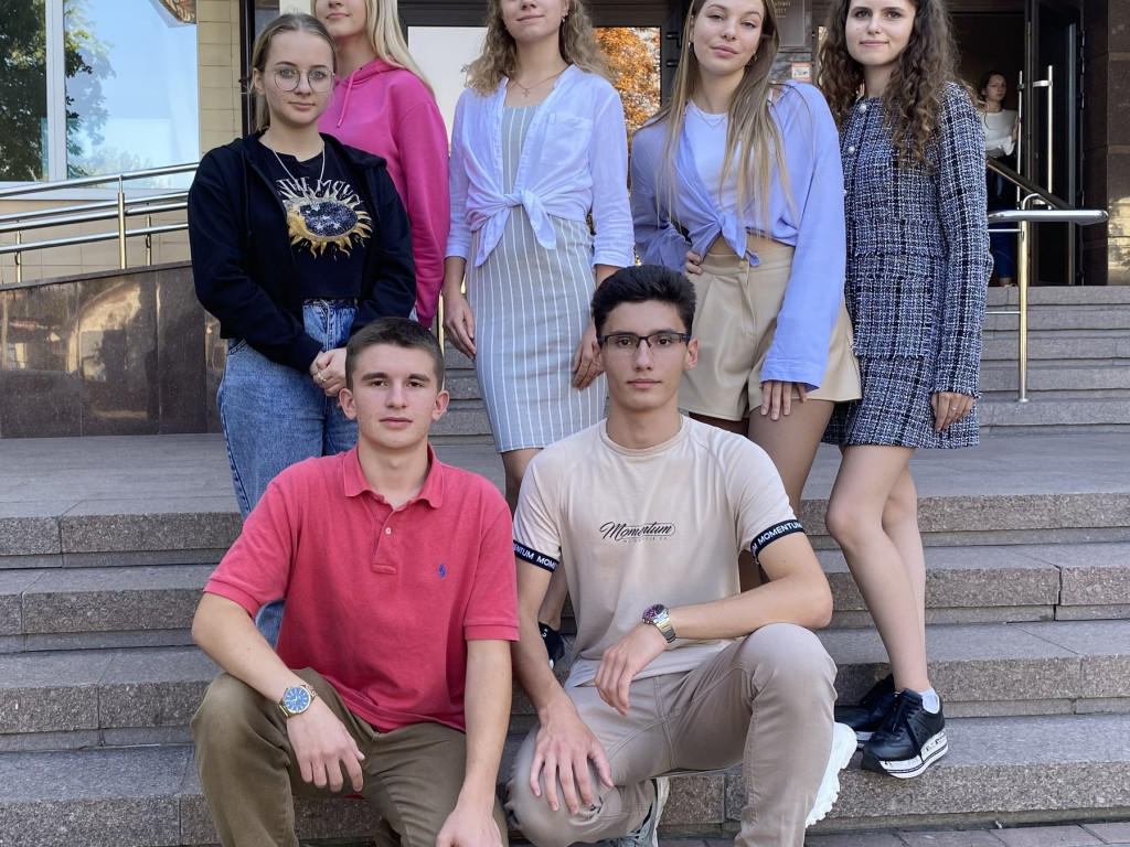 ВЕРЕСНЕВИЙ СТАРТ. ЗАСІДАННЯ СТУДЕНТСЬКОЇ НАУКОВОЇ ГРУПИ