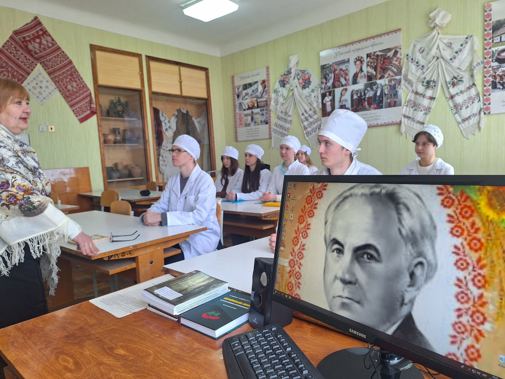 Вшановуємо великого поета