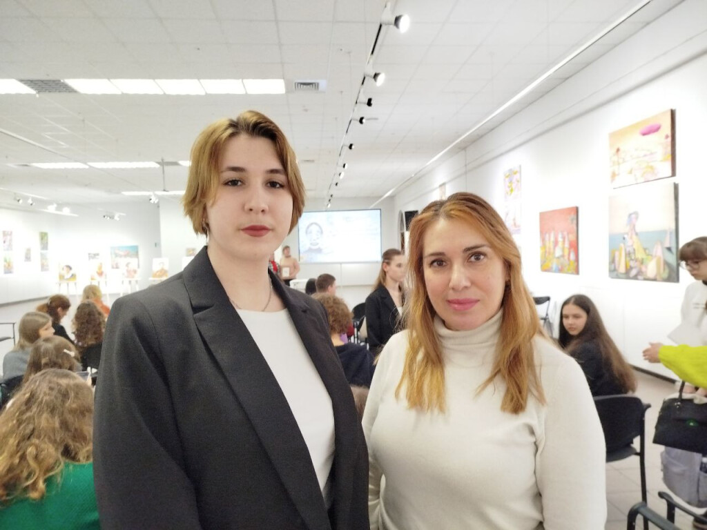 Тріумф на мистецькому фронті: студентка ПДМУ перемогла у всеукраїнському фестивалі до дня народження кобзаря