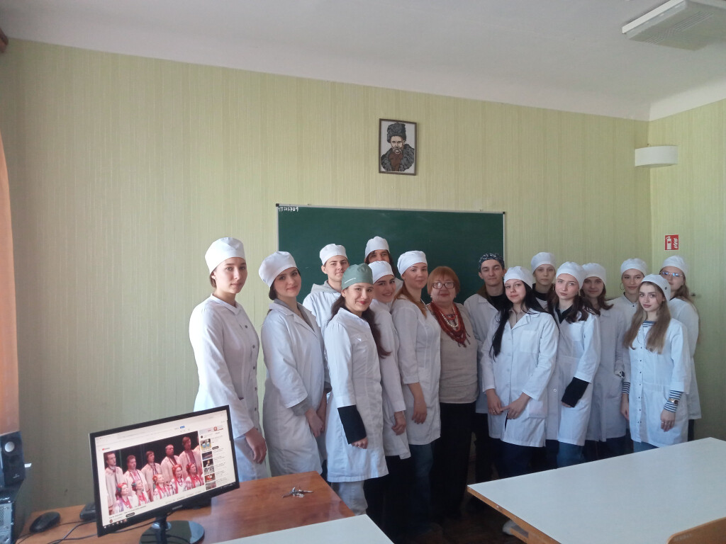 Майбутні українські лікарі шанують кобзаря