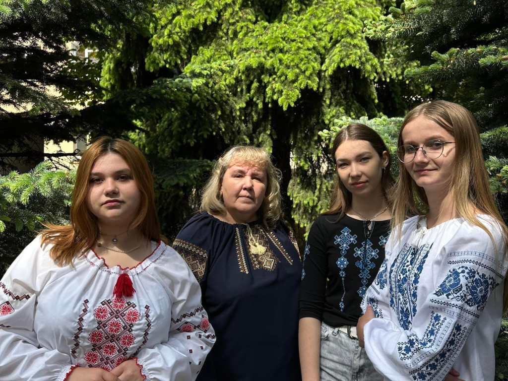 Триває вишиванковий фотомарафон