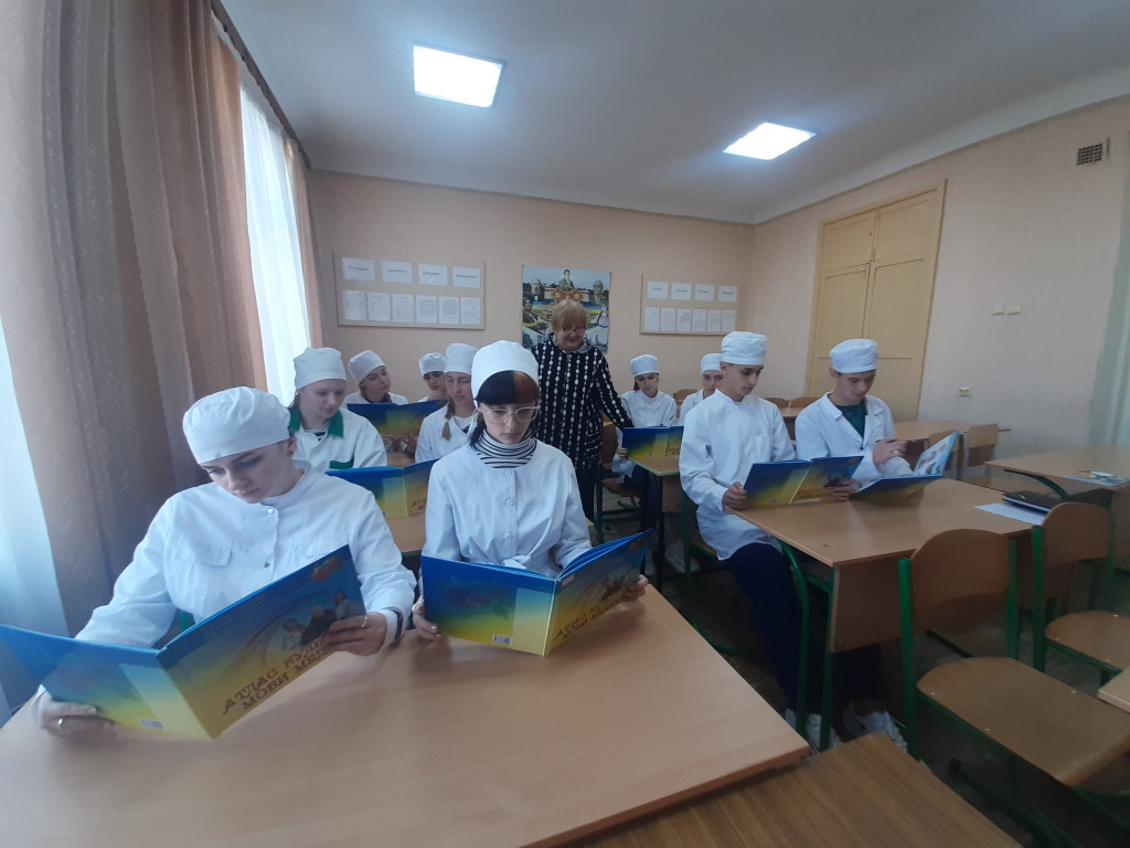ПРІОРИТЕТ - ПРОДУКТИВНЕ МЕТОДИЧНЕ ЗАБЕЗПЕЧЕННЯ НАВЧАЛЬНОГО ПРОЦЕСУ