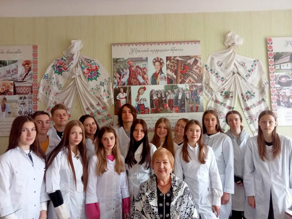 Виховна робота. Разом із куратором